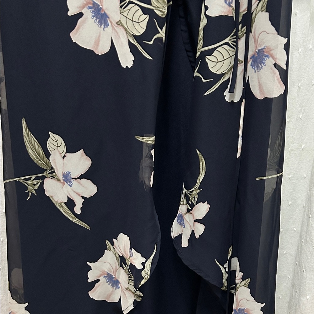 Lulus Dress Small Navy Floral Wrap Bridesmaid Feminine Flirty Romantic Wedding - Picture 7 of 16